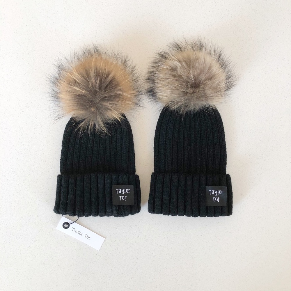 NWT Fur Pom Pom Beanie - Picture 7 of 9
